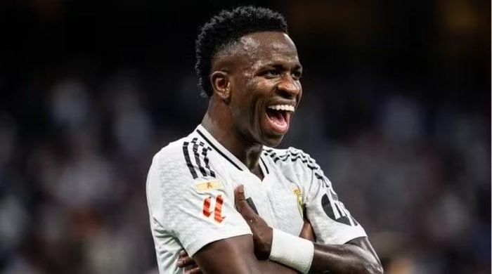 Được biết Real Madrid tiếp tục theo đuổi chính sách duy trì cơ cấu lương ổn định nhằm đảm bảo sự cân bằng tài chính cũng như sự hài hòa trong phòng thay đồ.