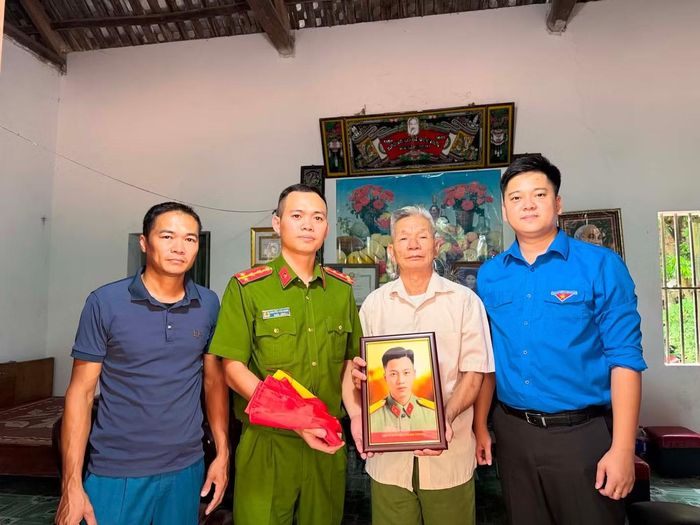 Hoạt động trao ảnh phục dựng liệt sĩ giúp đoàn viên, thanh niên hiểu sâu sắc hơn những mất mát, hy sinh của các thế hệ cha anh.