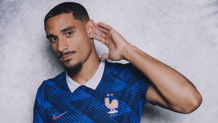 Lacroix vừa cùng đội tuyển Pháp tham dự World Cup 2026.