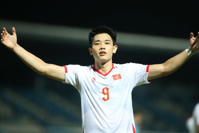 Hay Đình Bắc đủ để làm hài lòng tất cả, nhưng có lẽ với HLV Kim Sang Sik thì chưa