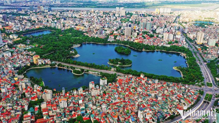 Một góc Hà Nội nhìn từ trên cao. Ảnh: Hoàng Hà