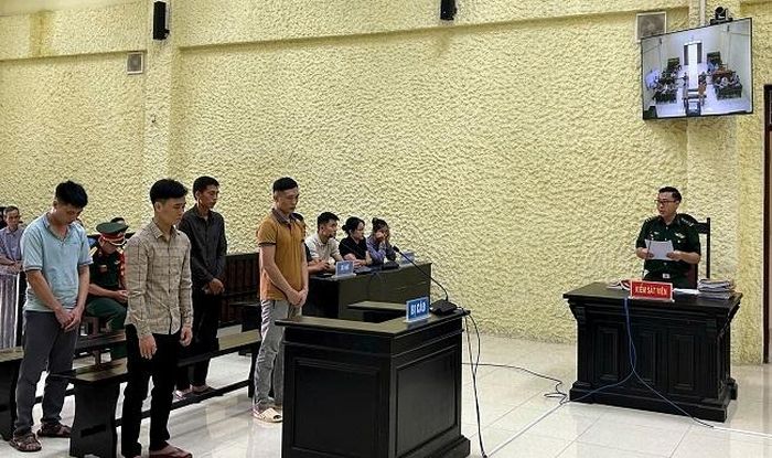 Kiểm sát viên công bố Cáo trạng tại phiên tòa