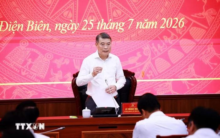 Thủ tướng Lê Minh Hưng làm việc với Ban Thường vụ Tỉnh ủy Điện Biên. (Ảnh: Dương Giang/TTXVN)