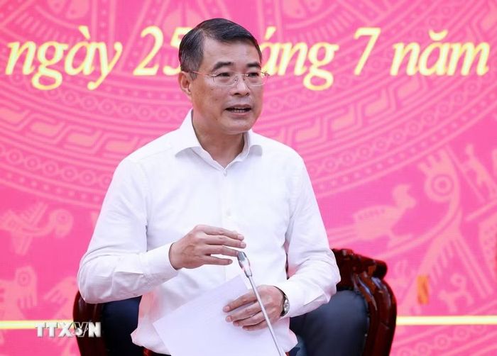 Thủ tướng Lê Minh Hưng làm việc với Ban Thường vụ Tỉnh ủy Điện Biên. (Ảnh: Dương Giang/TTXVN)