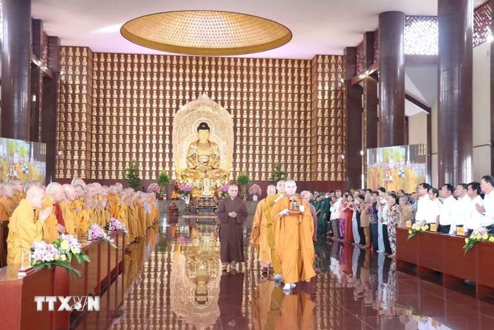 Nghi thức Lễ tưởng niệm Anh hùng liệt sỹ đã hy sinh vì độc lập, tự do của Tổ quốc, vì hạnh phúc của nhân dân nhân kỷ niệm 79 năm Ngày Thương binh-Liệt sỹ (27/7/1947-27/7/2026). (Ảnh: Thanh Vũ/TTXVN)
