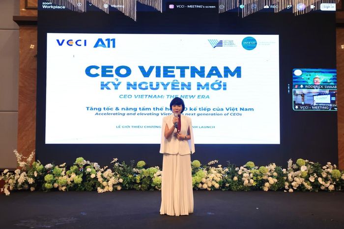 Bà Võ Thị Minh An chia sẻ mong muốn chuyển hóa các chuẩn mực toàn cầu thành giá trị phù hợp với Việt Nam để đồng hành cùng thế hệ lãnh đạo kiến tạo tương lai. (Ảnh: Vietnam+)