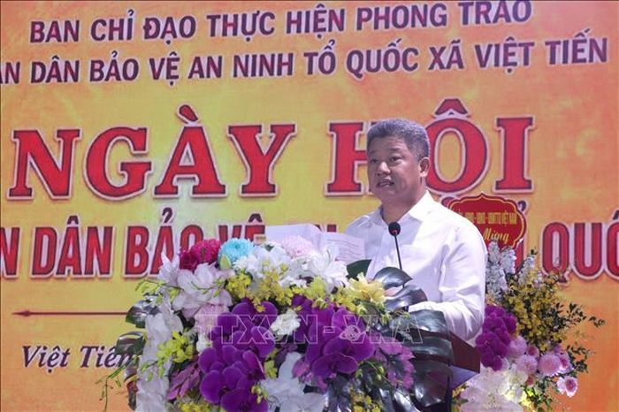 Chủ tịch UBND tỉnh Hưng Yên Nguyễn Mạnh Quyền phát biểu tại Ngày hội Toàn dân bảo vệ an ninh Tổ quốc xã Việt Tiến. Ảnh: Đinh Văn Nhiều/TTXVN