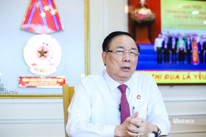 GS. Viện sĩ danh dự Nguyễn Văn Đệ - Ủy viên Đoàn Chủ tịch Ủy ban Trung ương MTTQ Việt Nam, Chủ tịch Hiệp hội Bệnh viện tư nhân Việt Nam.