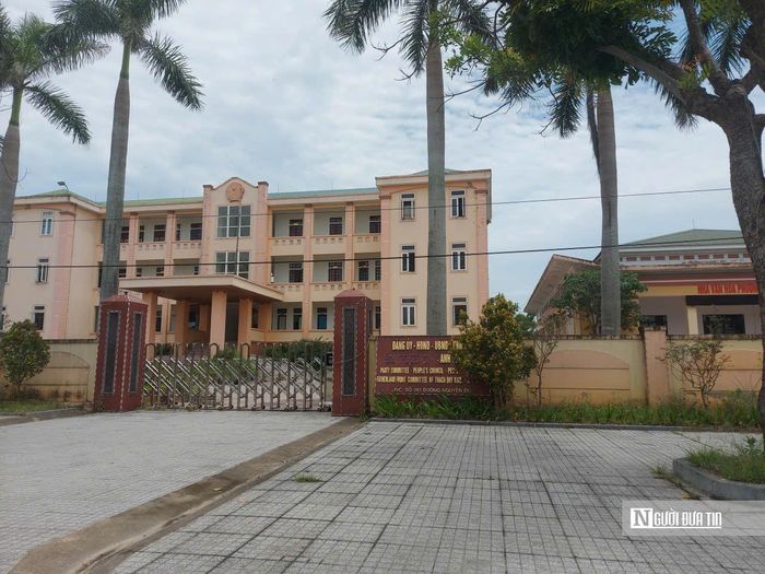 Theo báo cáo, đến nay, Hà Tĩnh còn 280 cơ sở trụ sở, đất dôi dư cần tiếp tục phải xử lý.
