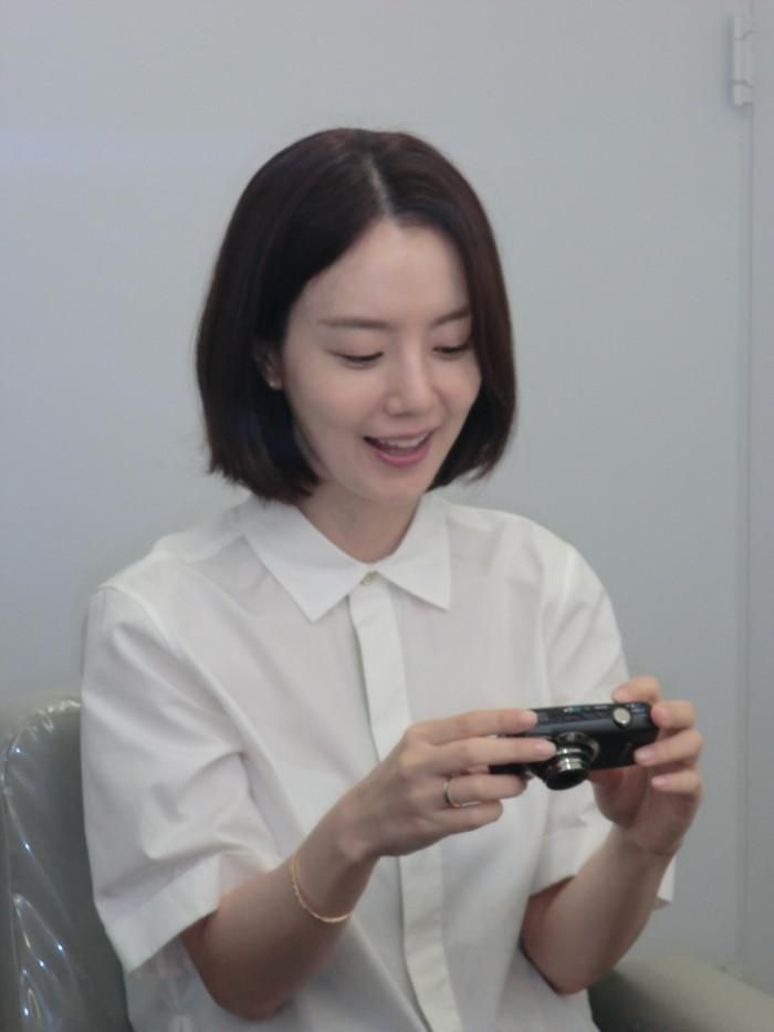 Moon Chae Won lộ diện với gương mặt đầy đặn hơn trước. (Nguồn: IGNV)