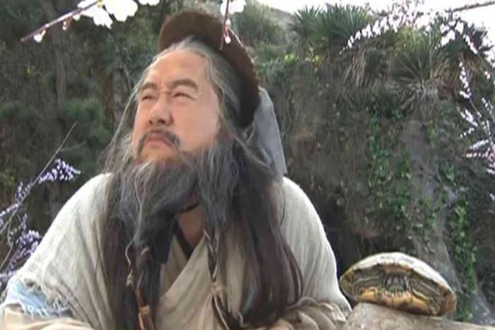 Qua hành trình của bảy nhân vật, Kim Dung cho thấy bí kíp mạnh không quyết định tất cả, mà người luyện mới là yếu tố tạo nên chính đạo hay tà đạo. Ảnh: Sohu.