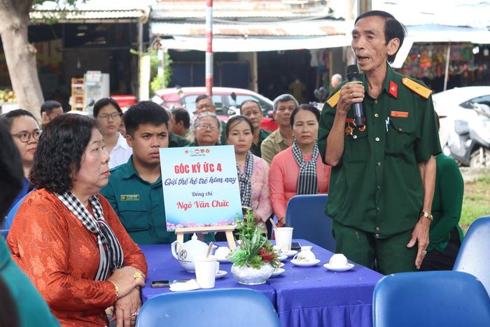 Cựu binh Ngô Văn Chức nhắc lại quãng đời tuổi trẻ đã sống và chiến đấu can trường vì Tổ quốc.