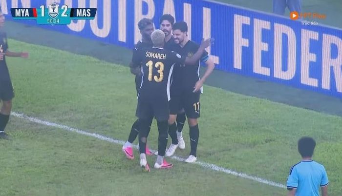 Malaysia nâng tỷ số lên 2-1. Ảnh chụp màn hình