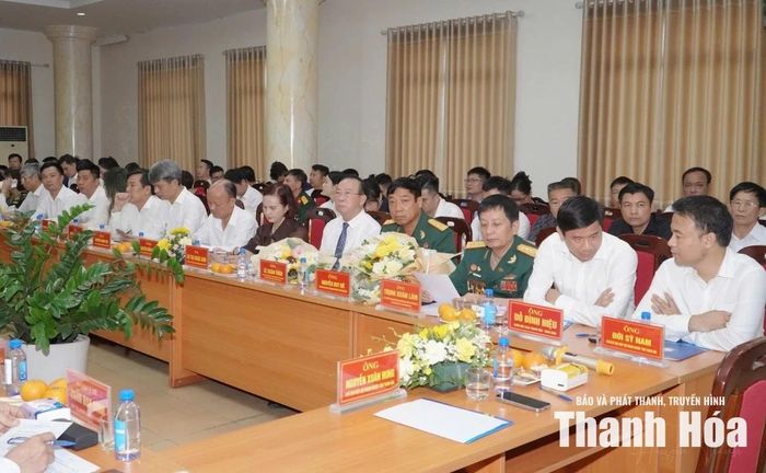 Các doanh nghiệp, doanh nhân dự buổi tọa đàm.