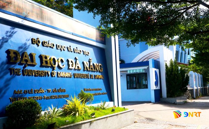 Đại học Đà Nẵng có gần 1.800 giảng viên, trong đó hơn 400 giảng viên trình độ tiến sĩ chuyên sâu thuộc 11 nhóm ngành công nghệ chiến lược quốc gia. Ảnh: VĂN HOÀNG