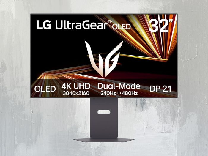 Mặt trước màn hình chơi game LG OLED 32 inch chế độ kép