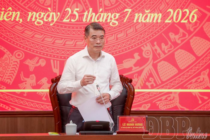 Thủ tướng Chính phủ Lê Minh Hưng phát biểu định hướng buổi làm việc.