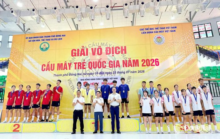 Đồng Nai giành huy chương vàng đội tuyển 4 nam - nữ hỗn hợp lứa tuổi 16. Ảnh: ĐVCC