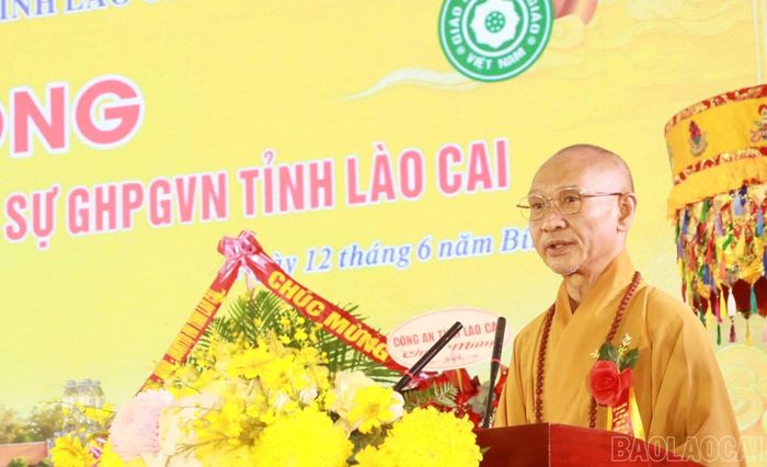 Hòa thượng Thích Thanh Điện phát biểu khai mạc buổi lễ.