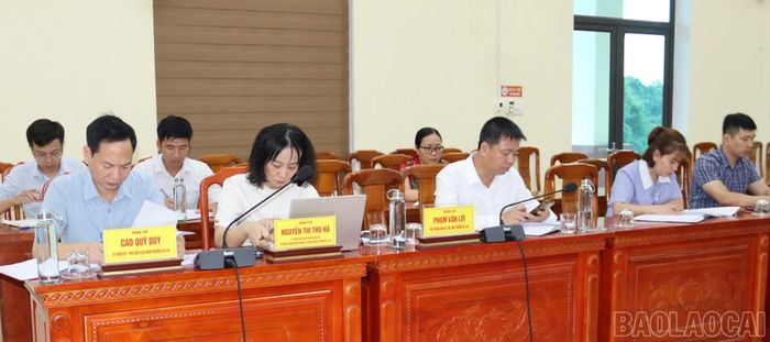 Các đại biểu dự hội nghị.