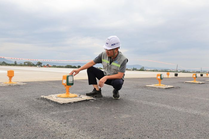 Hệ thống đèn tiếp cận hiện đại đã hoàn chỉnh