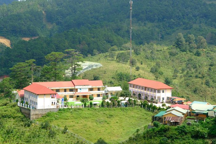 Đầu tư hệ thống cơ sở hạ tầng tại khu vực Đưng K'Nớ, xã Đam Rông 4