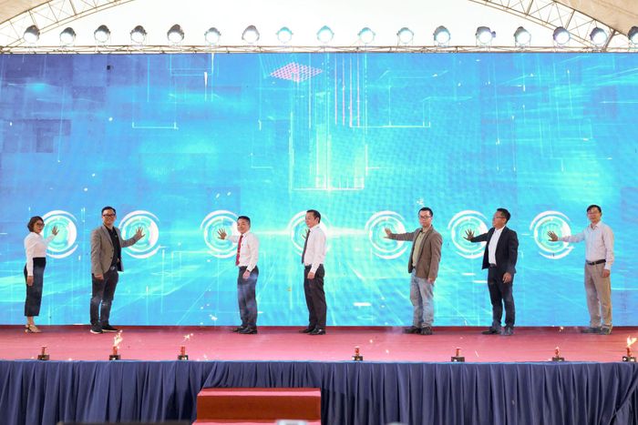 Các đơn vị, địa phương tham gia phát động chương trình chuyển đổi số cho các doanh nghiệp, hộ kinh doanh, hợp tác xã tại Lâm Đồng
