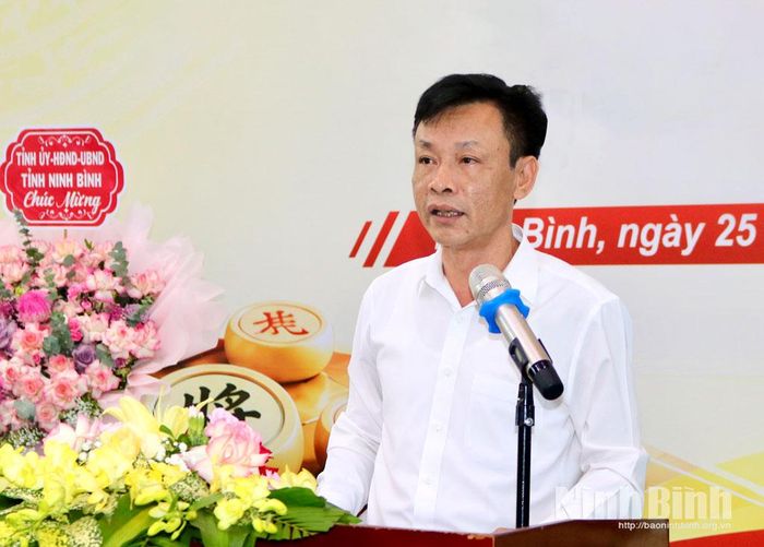 Đồng chí Nguyễn Tân Anh, Phó Giám đốc Sở Văn hóa và Thể thao, Trưởng Ban Tổ chức giải phát biểu khai mạc.