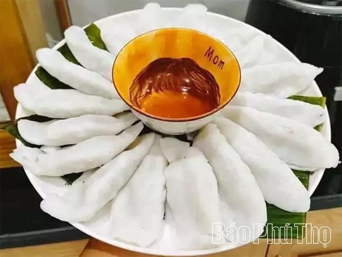 Đĩa bánh tai thơm ngon là lựa chọn hoàn hảo cho bữa ăn sáng của nhiều gia đình ở Phú Thọ.
