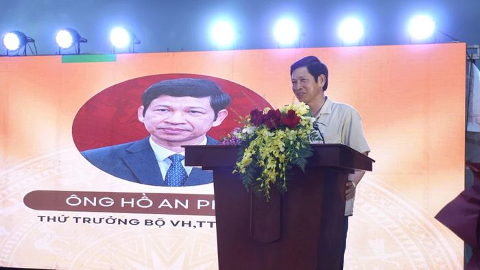 Đồng chí Hồ An Phong, Thứ trưởng Bộ Văn hóa, Thể thao và Du lịch phát biểu tại buổi lễ - Ảnh: H.T