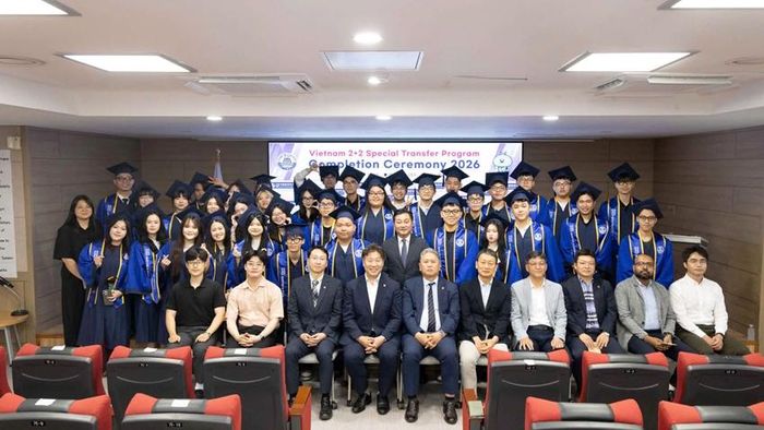  Các du học sinh VN vừa tốt nghiệp tại Hàn Quốc và ước mơ được góp phần phát triển ngành logistics nơi quê nhà 