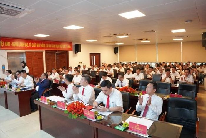 Đại biểu tham dự Hội nghị.