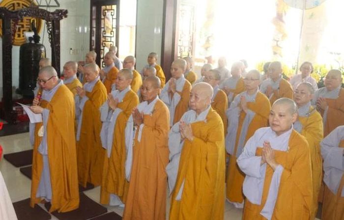 Môn đồ đệ tử tưởng niệm Ân sư