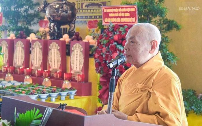 Trưởng lão Hòa thượng Thích Thiện Nhơn phát biểu 