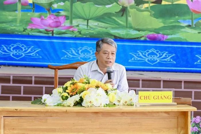 Ông Vũ Huy Long chia sẻ chuyên đề về Luật Tín ngưỡng, tôn giáo