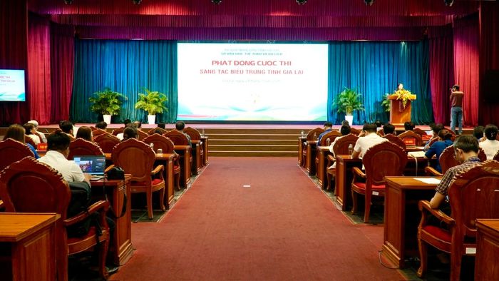 Quang cảnh buổi lễ.