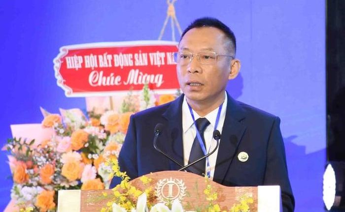 Ông Trần Văn Tuyên, Chủ tịch HĐQT kiêm Tổng Giám đốc Công ty Cổ phần Phát triển Du lịch Hòn Rơm được tín nhiệm bầu giữ chức Chủ tịch Hiệp hội Bất động sản tỉnh Lâm Đồng nhiệm kỳ I (2026–2031)
