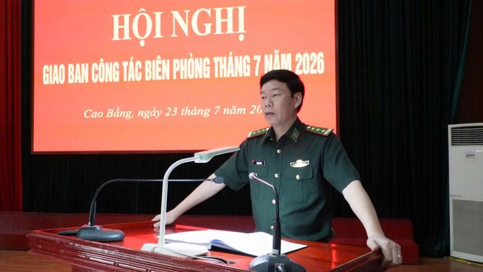 Chỉ huy trưởng BĐBP tỉnh Cao Bằng, Thượng tá Tạ Văn Tuân phát biểu kết luận hội nghị.