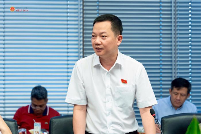 Đại biểu Quốc hội hoạt động chuyên trách tại Ủy ban Quốc phòng, An ninh và Đối ngoại Trịnh Xuân An phát biểu