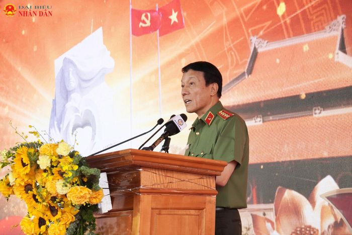 Ủy viên Bộ Chính trị, Bộ trưởng Bộ Công an, Đại tướng Lương Tam Quang phát biểu chỉ đạo tại buổi lễ