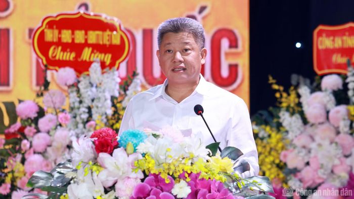 Chủ tịch UBND tỉnh Hưng Yên Nguyễn Mạnh Quyền phát biểu tại Ngày hội.