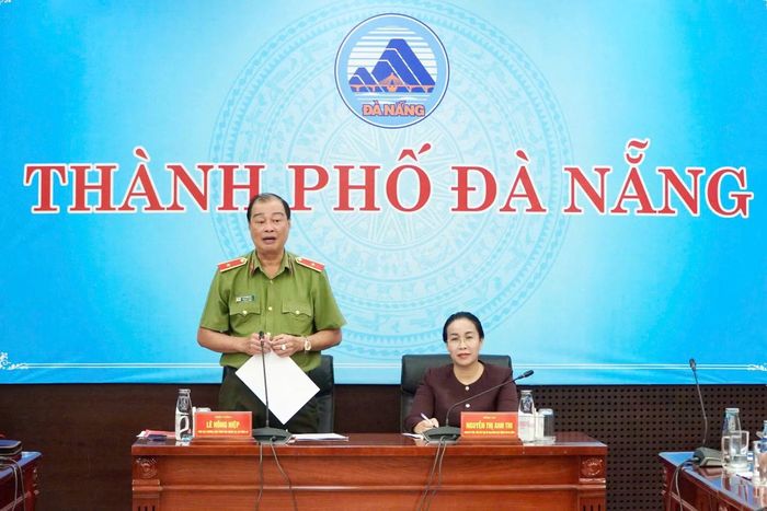 Thiếu tướng Lê Hồng Hiệp phát biểu tại hội nghị.