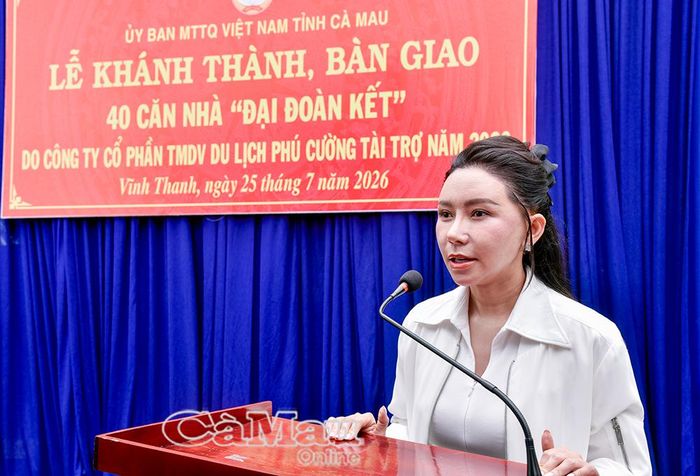  Bà Nguyễn Thị Ngọc Mai, Chủ tịch HĐQT, Tổng Giám đốc Công ty Cổ phần Thương mại - Dịch vụ - Du lịch Phú Cường (Tập đoàn Phú Cường), khẳng định, hoạt động hỗ trợ nhà Đại đoàn kết không chỉ giải quyết nhu cầu cấp thiết về nhà ở mà còn giúp người yếu thế yên tâm lao động sản xuất, vươn lên thoát nghèo.