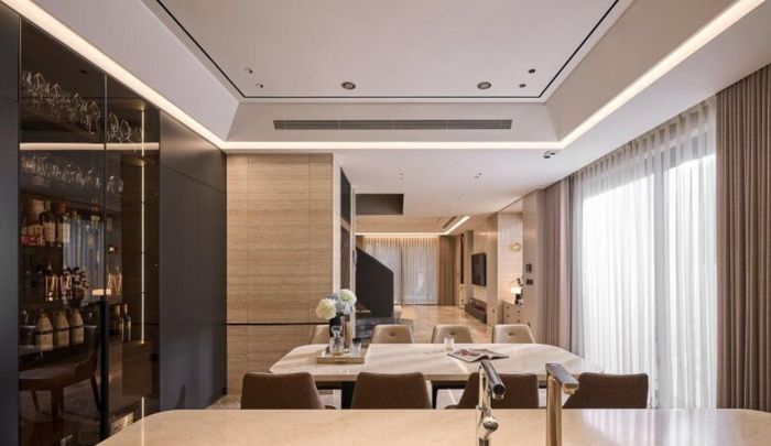 Khu vực bếp với thiết kế hiện đại, đầy đủ tiện nghi