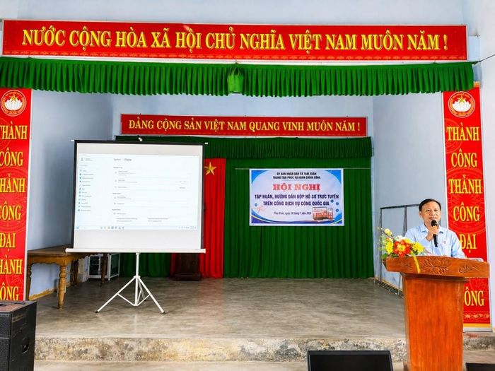 Tam Xuân nỗ lực đổi mới, nâng cao hiệu quả quản lý và thúc đẩy phát triển toàn diện địa phương.