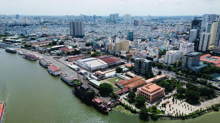 Thông điệp “Nhà nước kiểm soát, điều tiết và quyết định giá đất” khẳng định vai trò kiến tạo của Nhà nước đối với một loại tài sản đặc biệt.