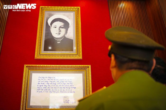 Nhà trưng bày của khu lưu niệm hiện lưu giữ nhiều tài liệu, hình ảnh và hiện vật về cuộc đời, sự nghiệp của Anh hùng liệt sĩ Bùi Thị Cúc; lịch sử lực lượng Công an Nhân dân; cùng truyền thống đấu tranh cách mạng của Đảng bộ, chính quyền và Nhân dân Hưng Yên trong thời kỳ kháng chiến chống thực dân Pháp. 