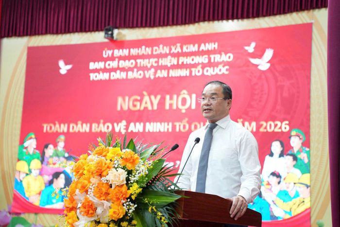 Đồng chí Nguyễn Ngọc Việt- Đại biểu Quốc hội chuyên trách Đoàn đại biểu Quốc hội thành phố Hà Nội phát biểu tại ngày hội.