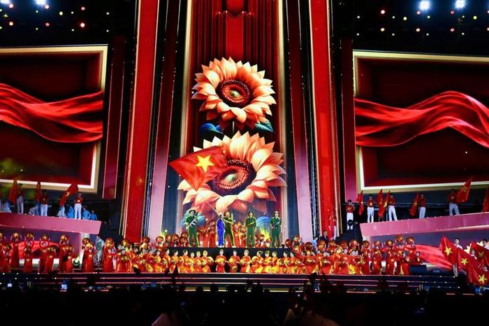 Tiết mục văn nghệ trong chương trình. Ảnh: Sở VHTTDL Quảng Ninh