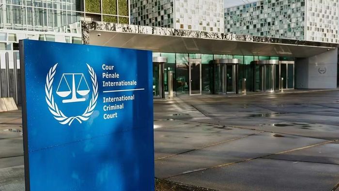 Ông Karim Khan đã giữ chức Công tố viên trưởng của Tòa án Hình sự Quốc tế (ICC) từ năm 2021, nhân vật này nổi lên sau khi ủng hộ lệnh bắt giữ Tổng thống Nga Vladimir Putin vào tháng 3/2023.
